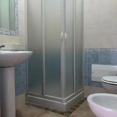 Ξενοδοχείο Funtana E Donne 2*