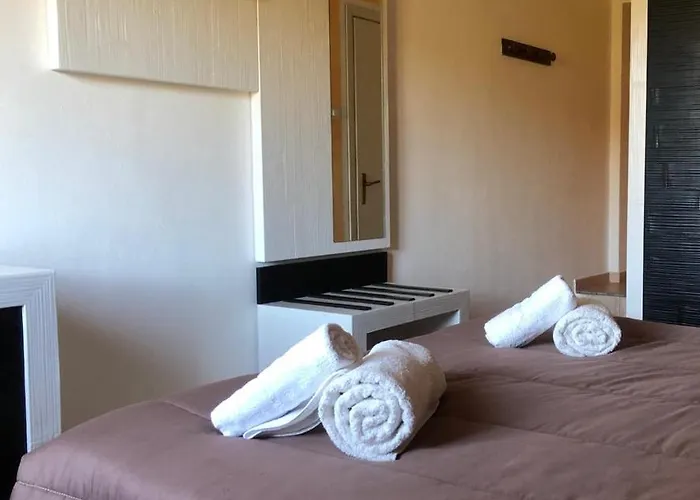 Otel Funtana E Donne 2*