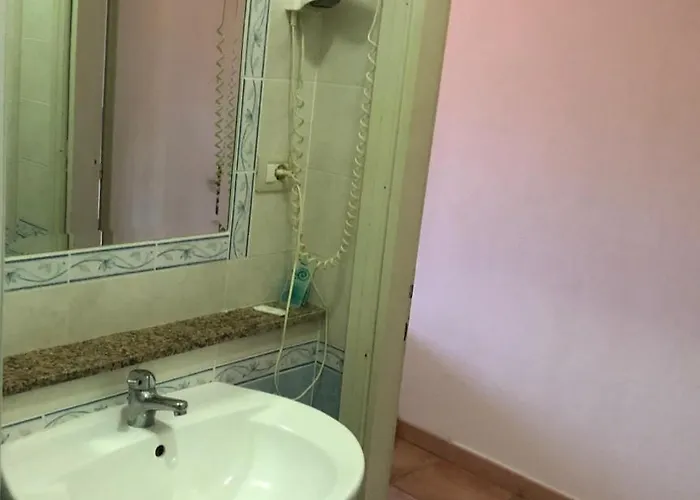 Otel Funtana E Donne 2*